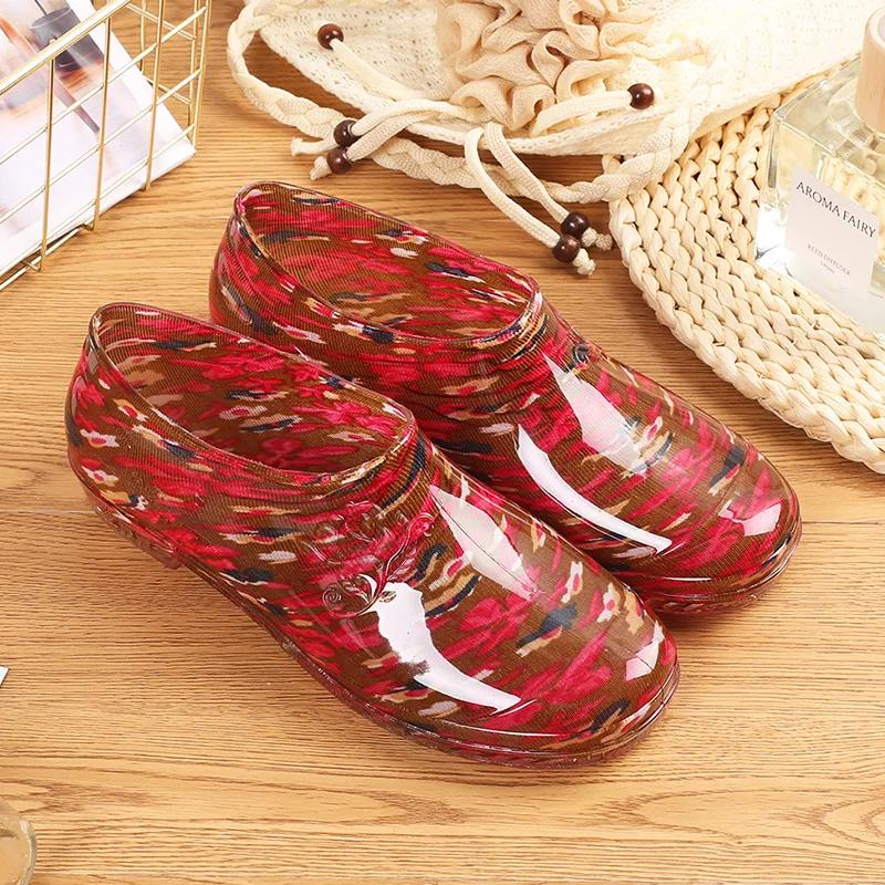Fashion Low-Top Shallow Waterproof Women's Shoes Kitchen Anti-Slip Reinforced Cotton Fleece Boats Shoes Rain Boots 2025