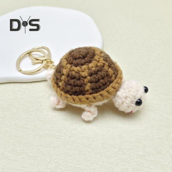 Knitted Turtle Keychain Exquisite Yarn Crochet Compact Size Portable Keyring Cartoon Style Mini Turtle Keychain