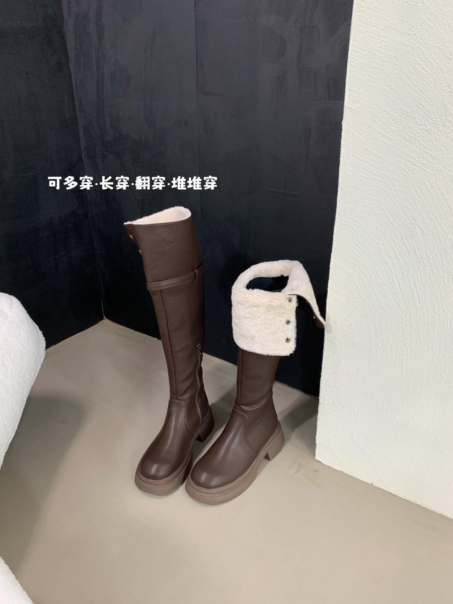 

Корейская версия полусапоги из коровьей кожи, два способа носки, отворот с заклепками, пушистый толстый каблук, короткие сапоги, женские теплые бархатные сапоги на среднем каблуке 39 коричневый