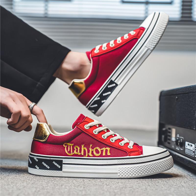 New Stylish Red Men's Canvas Shoes Comfort Low Vulcanize Shoes Men Espadrilles Designer Canvas Sneakers Men Flat Casual Shoes