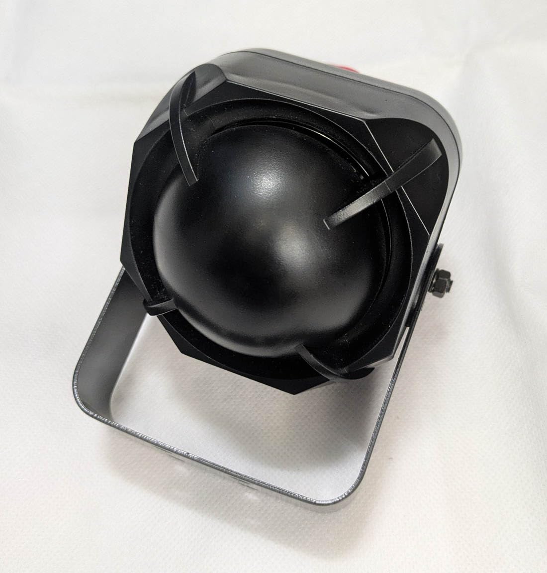 

Сирена с магнитом в 3 раза мощнее, чем сирена VIPER 514L SR-44N 6 тонов Мощная сирена для автомобильной безопасности чёрный