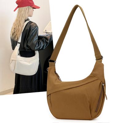 Große Kapazität Japanische einfache Umhängetasche Joker Neue Schultertasche Student Literarisch Pendler Tragetasche Im Frühling