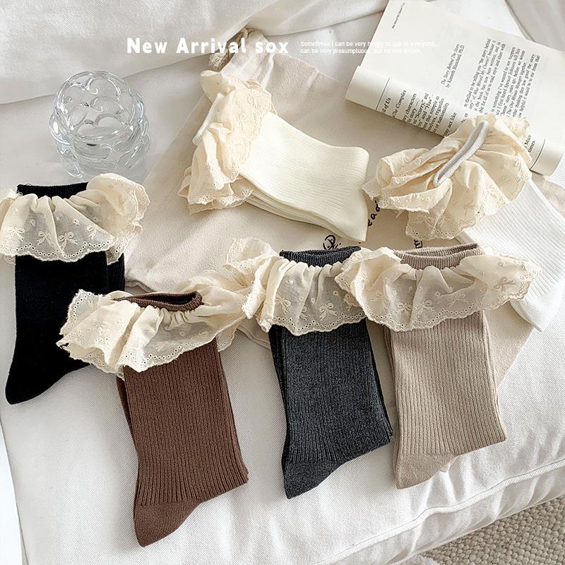 Female Spring and Autumn Lovely Bow Lace In Cylinder Stack Stack Socks