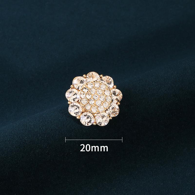 

Diamond-Encrusted Buttons For Women S Clothes, Beautiful And Exquisite Buttons, High-End Versatile Sweater, Cardigan, Coat, Buttons With Diamonds. 3 #gold [20mm] * size as shown * flower shape