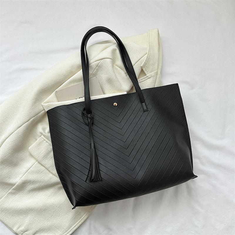 Fashionable Summer Street Style Commuter Tote Bag For Women Pu Leather