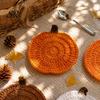 Kürbisförmige Tischuntersetzer Handgehäkelte Untertassen für Tassen Schüsseln, Hitzebeständiges Garn Dekorative Schreibtisch Getränkeunterlagen Herbstdekoration, Herbst Saisonale Dekoration