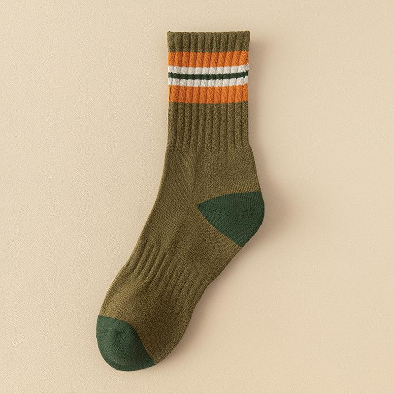 Men's Thick Mid-Calf Winter Socks - Fleece-Lined, Warm, Odor-Resistant, Striped Sports Style.