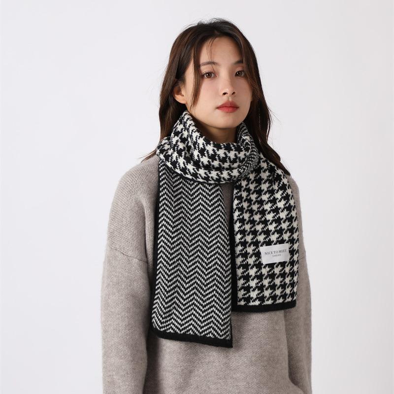 Panama Women's Autumn and Winter Checkered Knitted Wool Scarf Thickened Warm Neck Fashion Luxury Brand H129