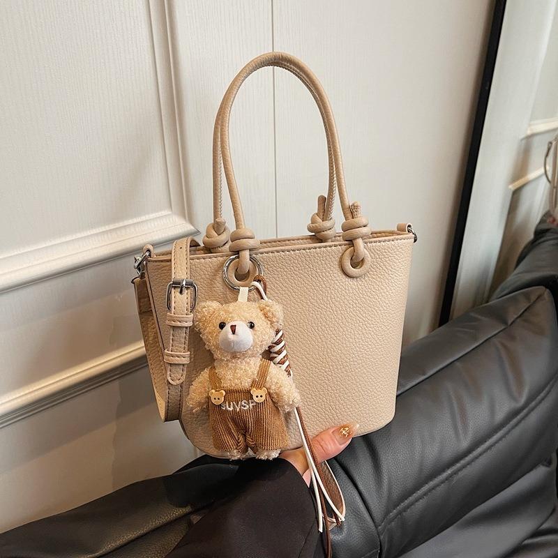Premium hand bag women's new trendy spring fashion casual shoulder bag crossbody bucket bag