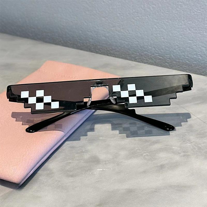 2Pcs Mosaic Sunglasses Cool Party Vintage Shades Eyewear For Men Pixelated Sunglasses Funny Women Glasses