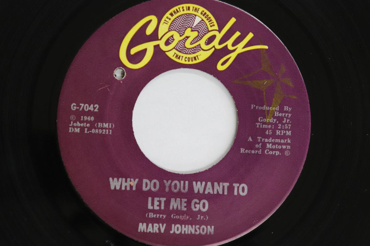 

7-дюймовая пластинка МАРВ ДЖОНСОН - Почему ты хочешь меня отпустить / Я G7042 GORDY 1965 Великобритания Соул/Фанк Б/У
