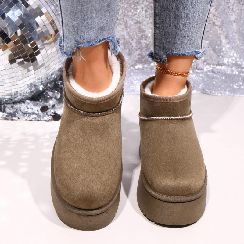 Thick-soled snow boots, integrated fur, piled and thickened large cotton shoes, winter bread shoes, winter models