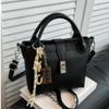 Today's Popular Bags Are Women's New Fashionable and Versatile Retro Shoulder Bucket Bags, High-end Messenger Bags.