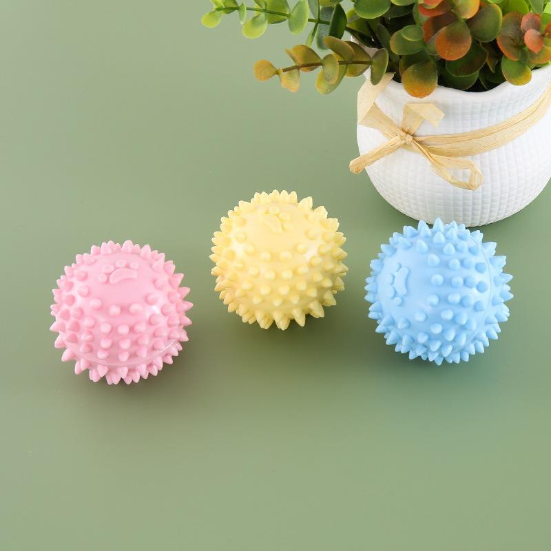 New anti bite footprint toy ball for dogs to chew toys for teeth cleaning and training and to relieve pet boredom