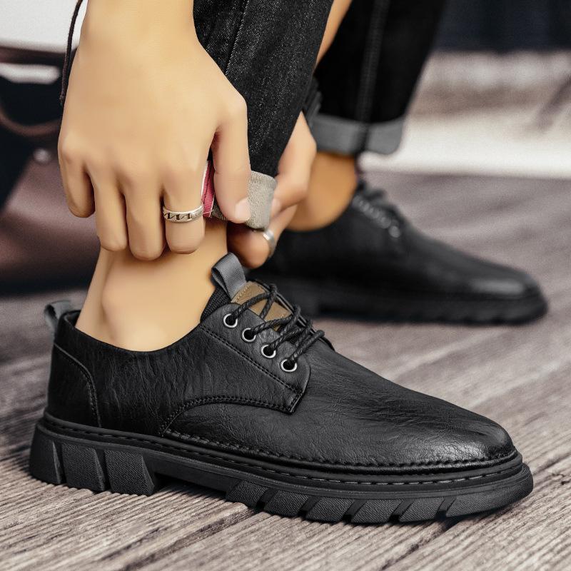 Fall 2025 new Martin boots trendy men's British men's Martin boots student durable low-top cargo shoes Martin shoes