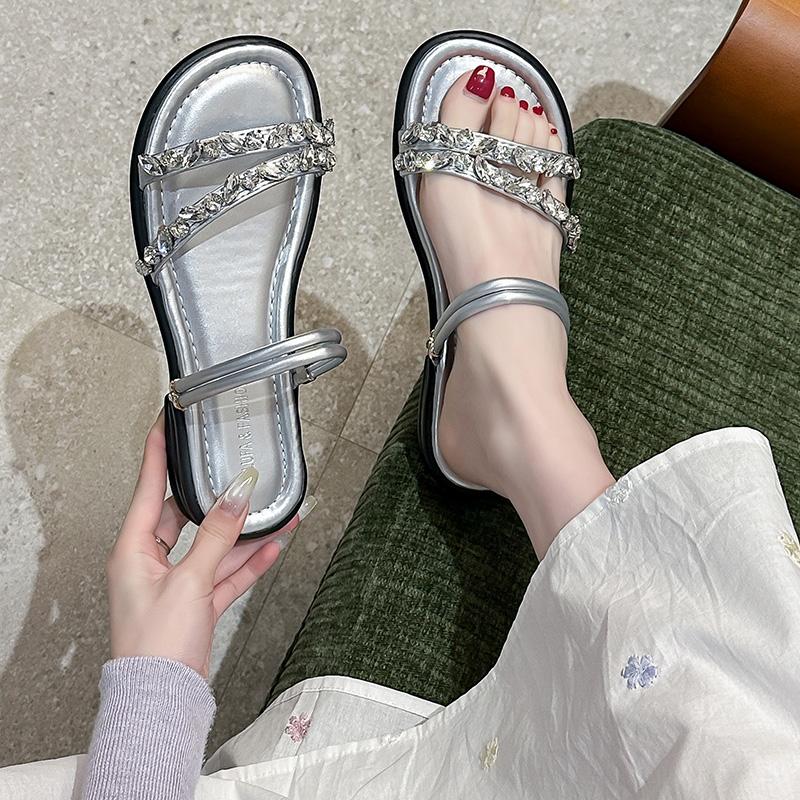 Fashion Shoes Slippers Casual Summer Clogs Woman Slides Luxury Beach 2025 Rome Scandals Female Shoes Ladies' Slippers Luxury