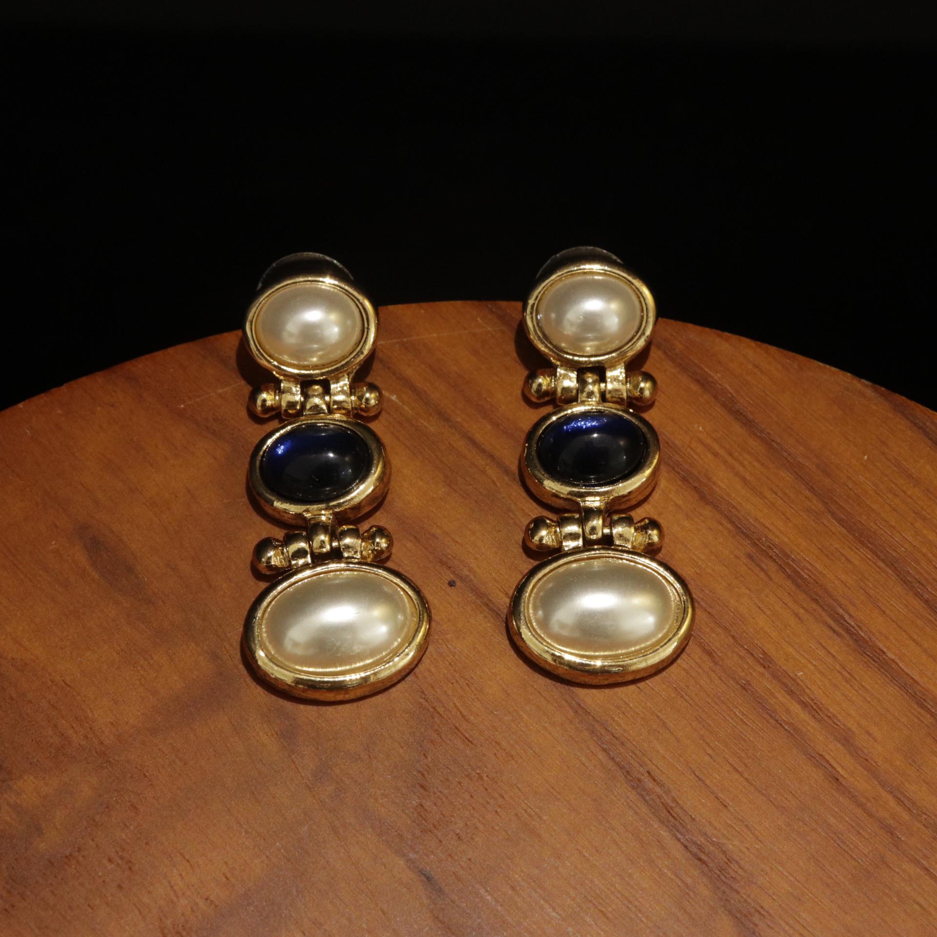 Vintage Glass Pearl Earring and Necklace Combo Set