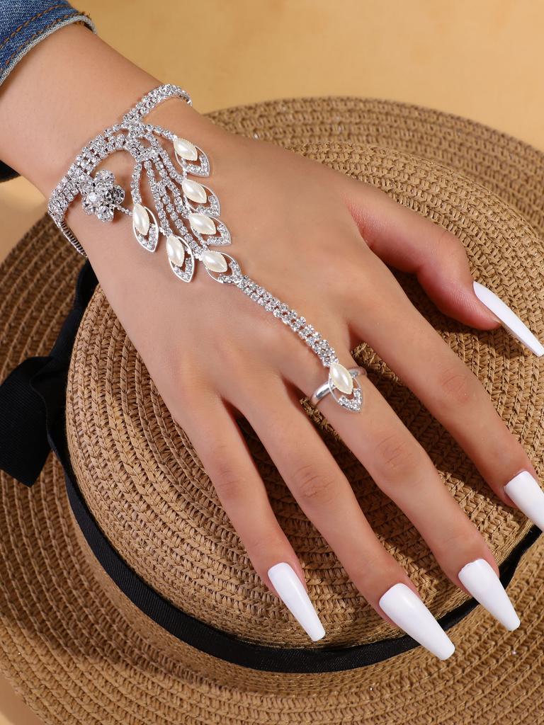 1 Women's Claw Chain Series Trendy Narcissus Bracelet Ring Finger Chain Date Travel Banquet Party Holiday Dressing Gift