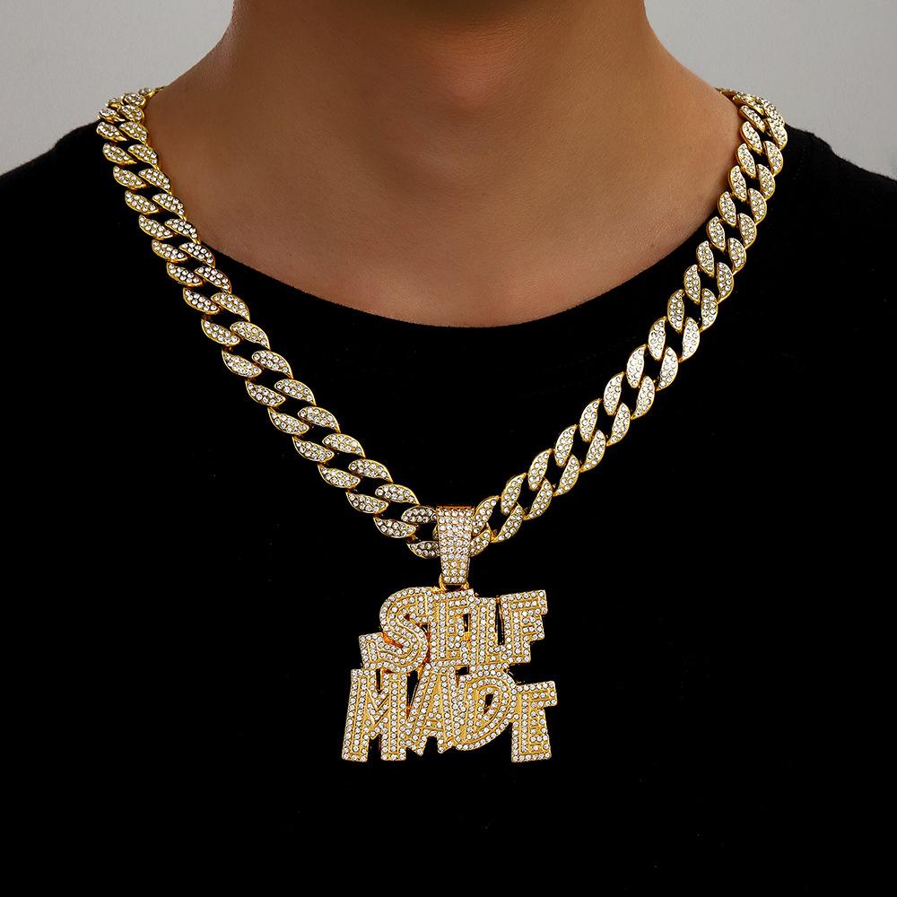 Heißer Verkauf Neues Produkt Vollbesetzter Diamantbuchstabe SELFMADE Legierung Anhänger Personalisiertes Logo Hip Hop Halskette Herrenhalskette