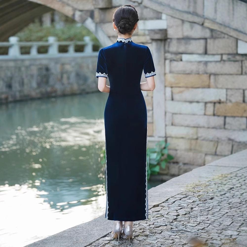 Elegant Velvet Cheongsam: 2026 Long Skirt Model for Fashion Shows & Stage Performances
