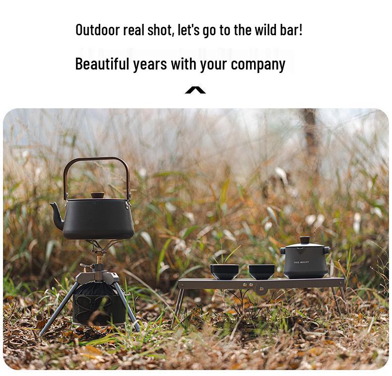 Ultra-Light Aluminum Folding Camping Table: Portable, Compact, Perfect for BBQs and Outdoor Leisure.