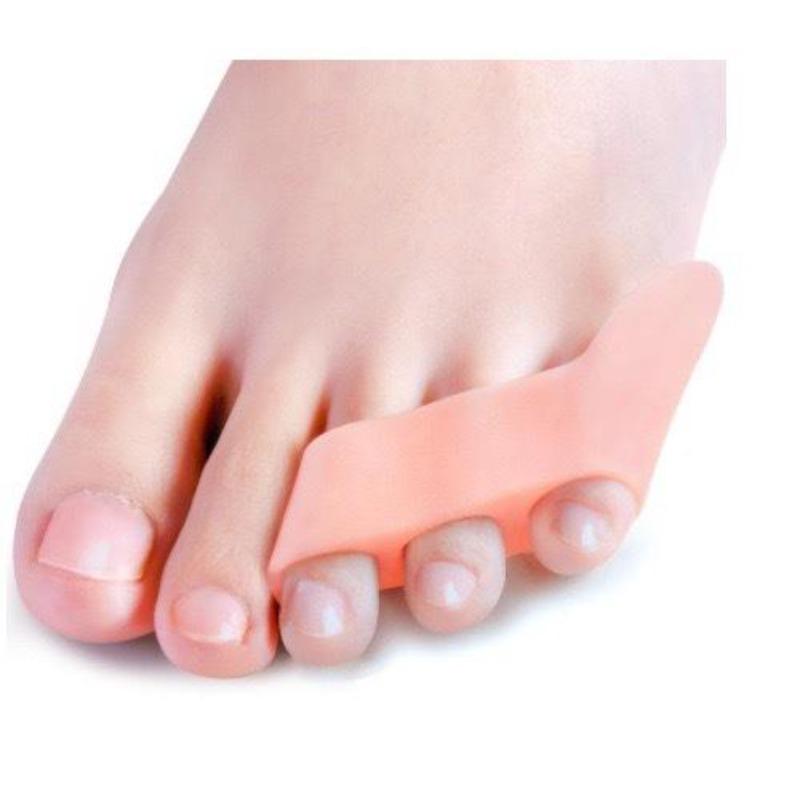 

Прозрачный силиконовый гель-выпрямитель для облегчения боли, защита для пальцев ног, инструменты для ухода за ногами с тремя отверстиями на мизинце, инструменты для ухода за ногами 1pcs телесный