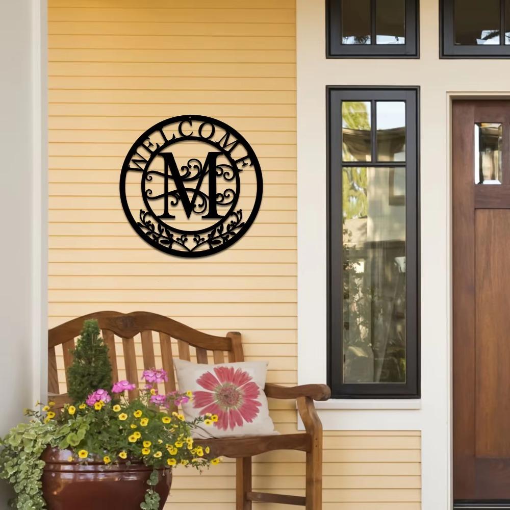 1pc Last Name Metal Sign Personalized Family Name Art Split Monogram Design Elegant Metal Wall Decor Ideal Birthday Gift