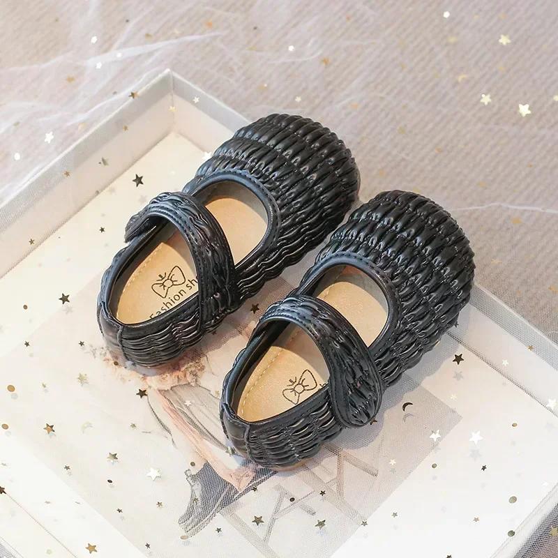 Kids Flat Shoes Soft Sole Girls Performance Dance Shoes Solid Color Sweet 2025 New Fashion Children Leather Shoes Black Trendy