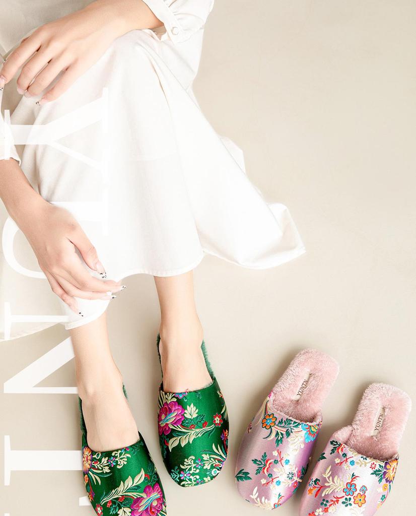 Elegant Winter Indoor Slippers: Embroidered Satin Cotton, Non-Slip Thick Sole, Plus Velvet Warmth for Men & Women