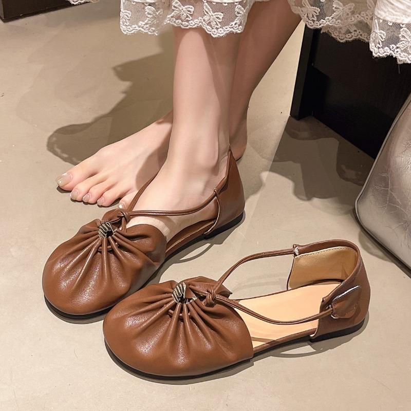 2025 Low Heel Sandals Autumn Round Toe Shallow Mouth Pleat Slip-on Non-Slip Wear-Resistant Square Heel Shoes