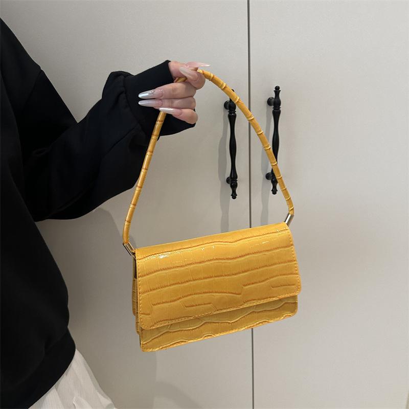 Einfache Steinmuster-Umhängetasche modische einfarbige hochwertige Tasche mit hellem Muster für Damen Pendeln praktische tragbare kleine quadratische Tasche Damen