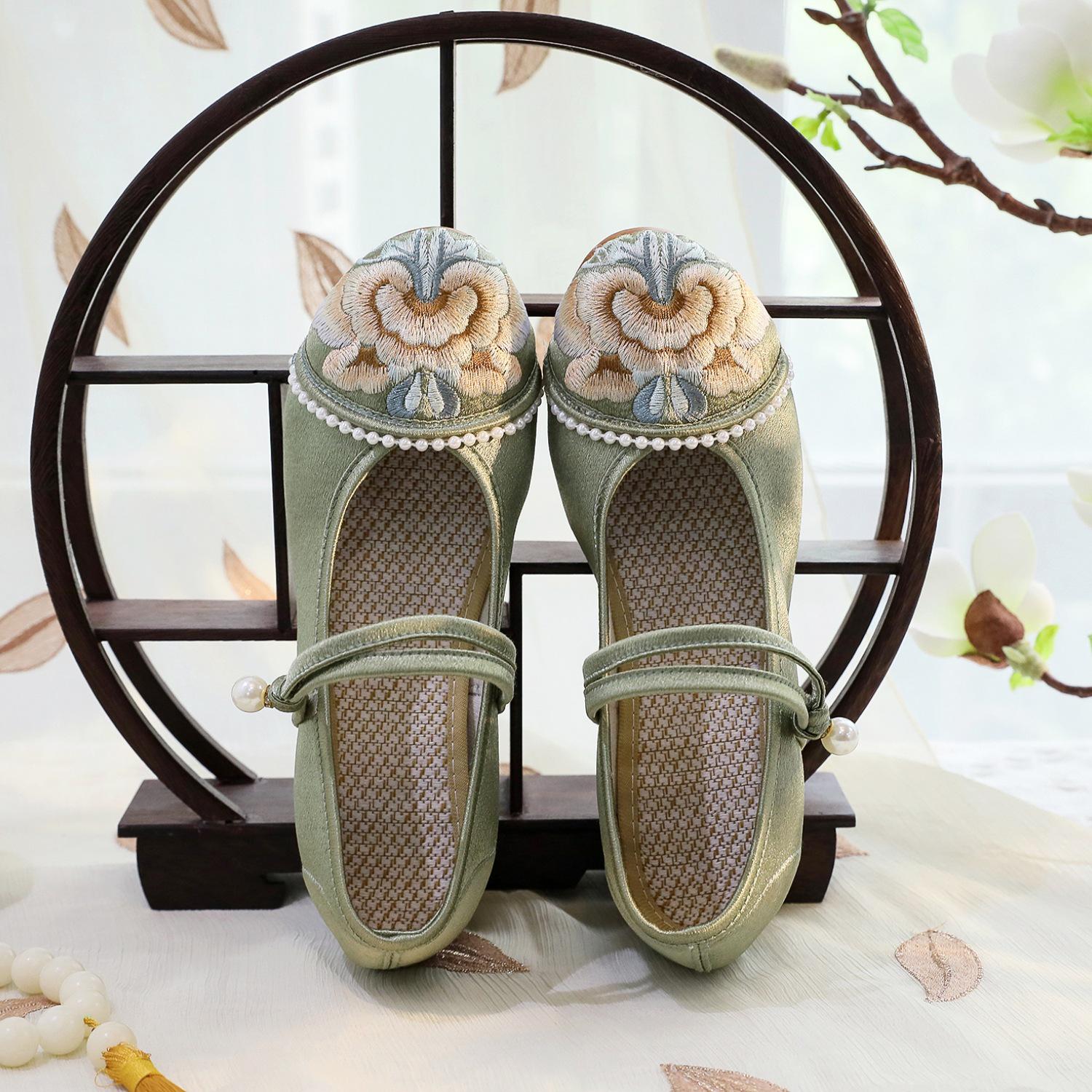 

Женские летние туфли Si Yu на среднем каблуке с вышивкой — стиль старого Пекина для чонсамов и ханьфу 41