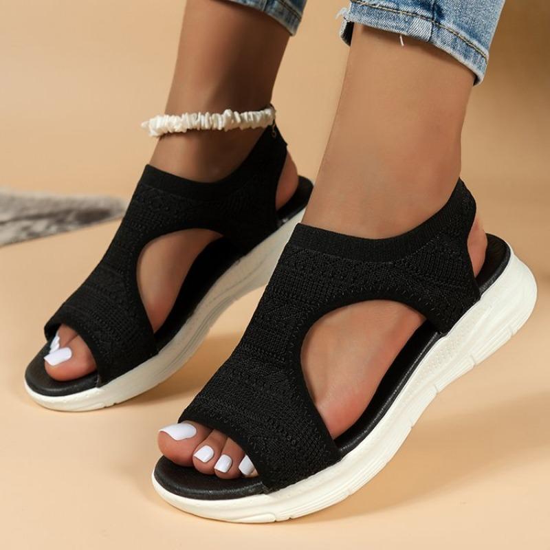 Large size fly-woven sandals for women's summer new models, light outer sandals for one pedal