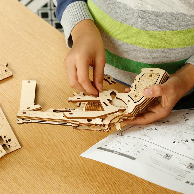 3D Wooden Puzzle Assembly Gun Model Pistol Rifle Ak47 Toy Cannot Shoot Children Craft Educational Toys For Kid Adults Boys Gifts