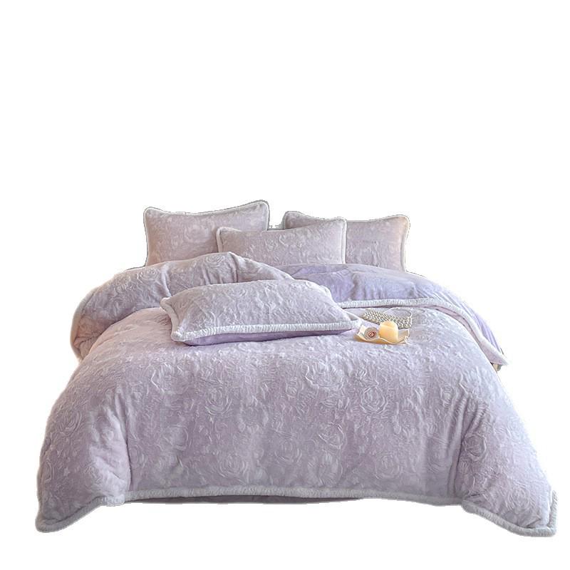 Luxurious 3D Rabbit Fur Trimmed Bedding Set: Includes Thick Warm Bed & Fitted Sheets - Minimalist Style