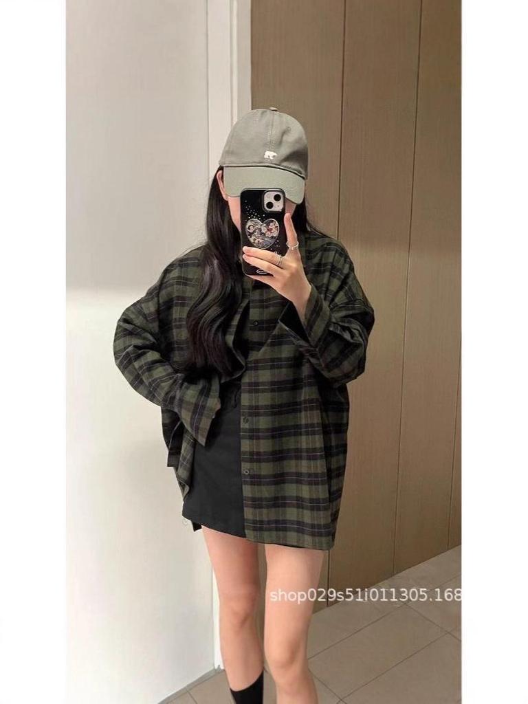 Women's Retro Hong Kong Plaid Shirt Jacket – Autumn Lightweight, Loose-Fit Outerwear