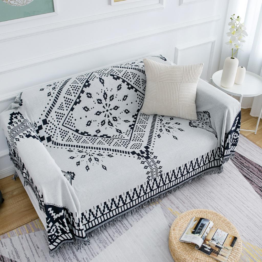 Thickened and Minimalist Double-sided Fabric Sofa Blanket, Sofa Towel, Light Luxury Tea Table Cloth, Household Exposed Camping Blanket, Bed Tail Towel