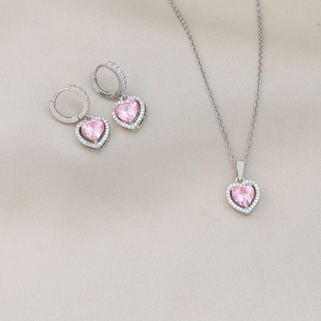 Women's Red Heart Jewelry Set: Necklace, Earrings, and Ear Cuffs - Japanese & Korean Niche Design for Autumn/Winter.