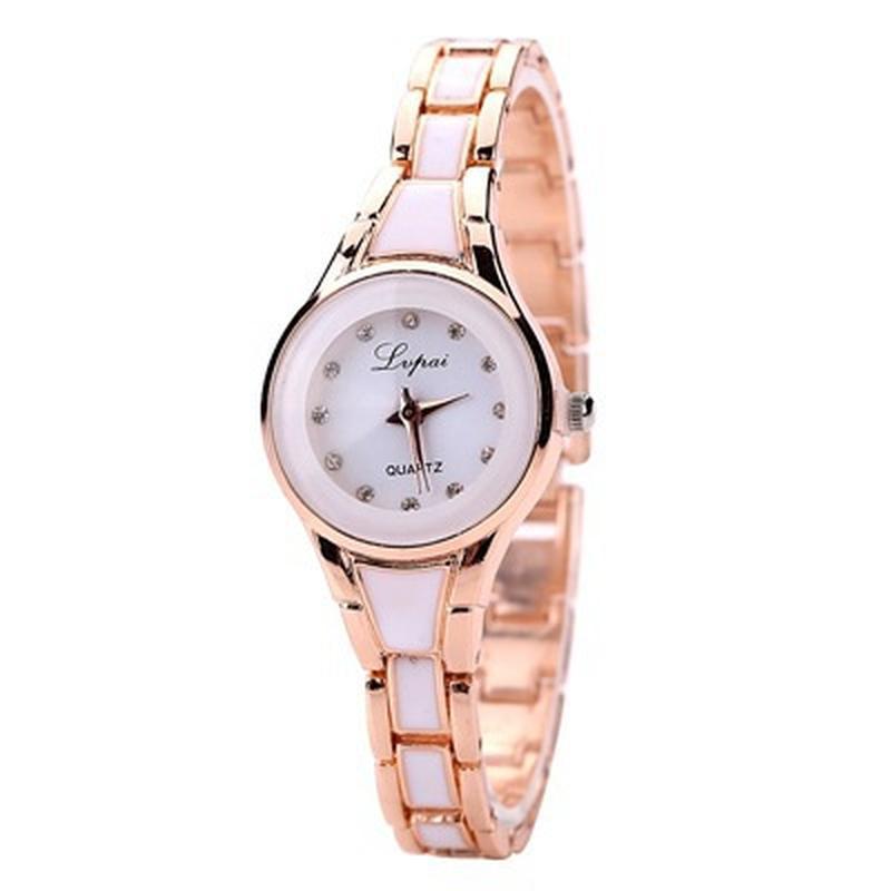 Montre à quartz tendance pour femme avec bracelet en acier qui s'adapte à tout