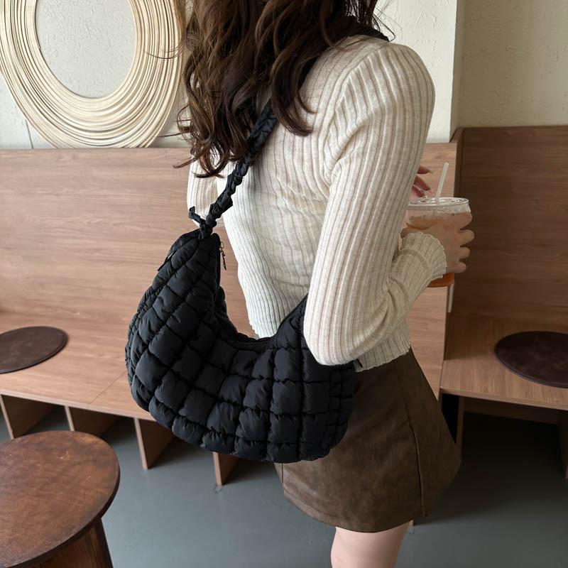 Toamnă Nou Geantă Subraț Geantă Cloud Nișă Modă Geantă de Umăr Crossbody Femei Capacitate Mare Pliuri Bule