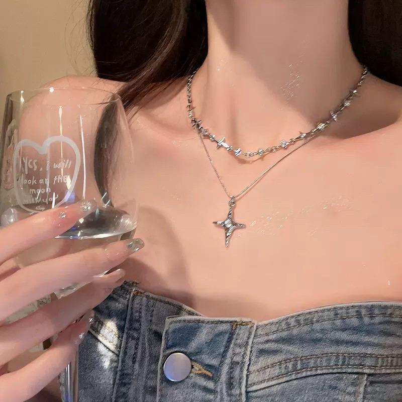 Titanium Steel Non-fading Small Waist Necklace Women's Summer Niche Design Accessories Collarbone Chain Pendant