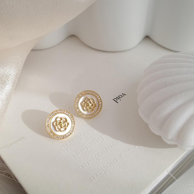 Charm Flower Stud Earrings For Women Crystal Round Korean Earrings Gold Color Jewelry Temperament Pendientes