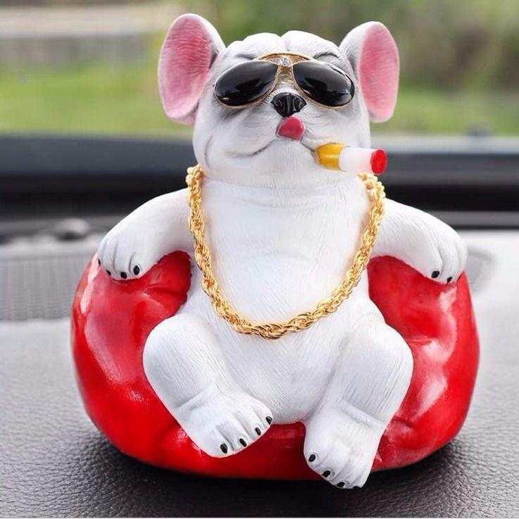 

Creative Car Decorations Domineering Sofa Dog and High-quality Car Interior Decorations Bully Dog Smoking Car Personalized Decor