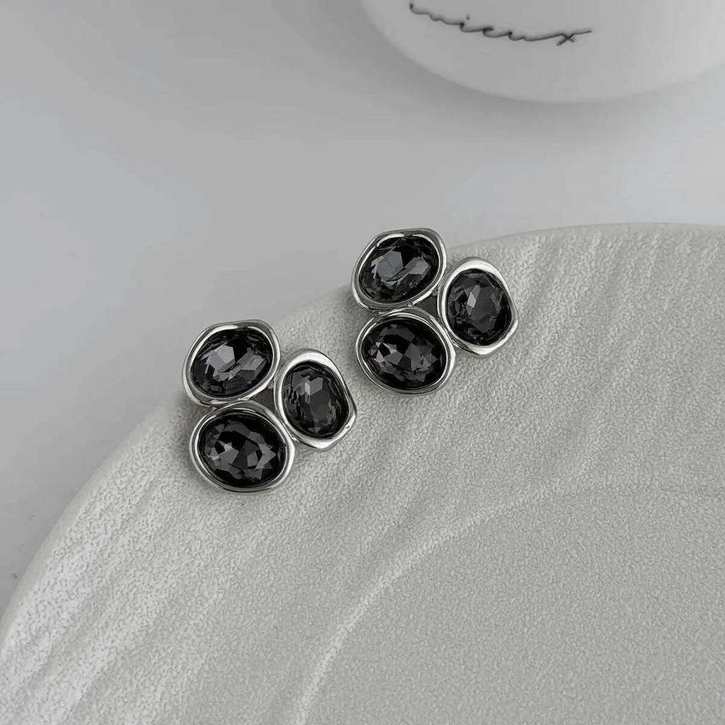 IngeSight.Z Trendy Gray Acrylic Rhinestone Charm Earring Women Y2K Creative Geometric Earring Daily Party Jewelry Gift  2026 New