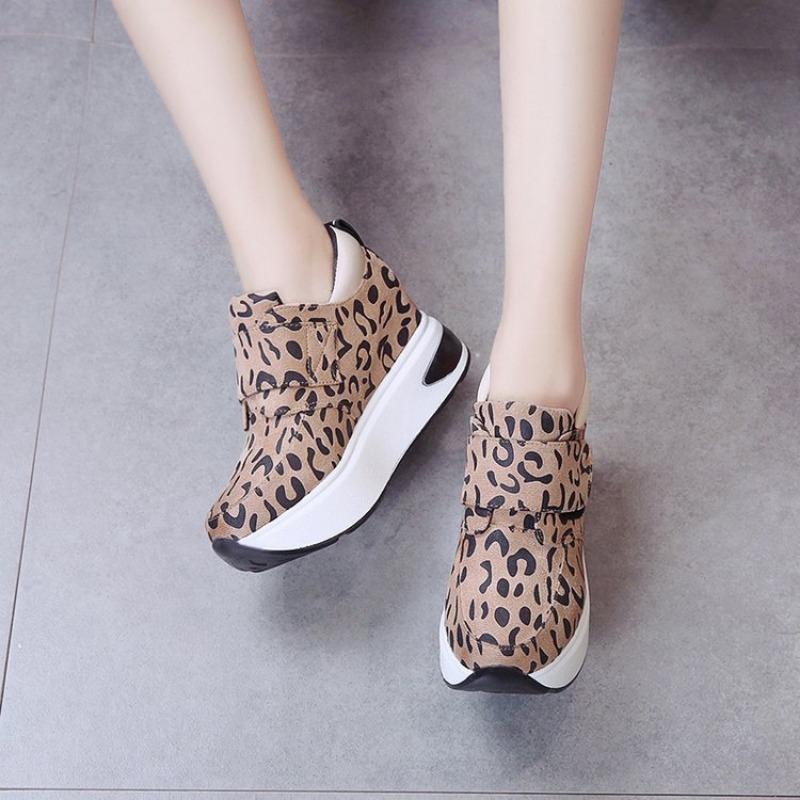 Women's Single Shoes Leopard Cross-border Women's Shoes Autumn and Winter Slope Heel Casual Shoes Korean Version Sexy Student Sneakers