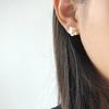 SUZURAN Uneven Silver Earring_pearl Daisy