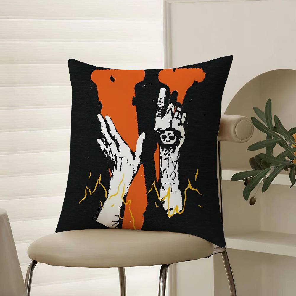 Naruto Street Culture Print Vlone Pillow Case Comfort Sofa Bed Silky elegant Invisible zipper Decorative cushion cover