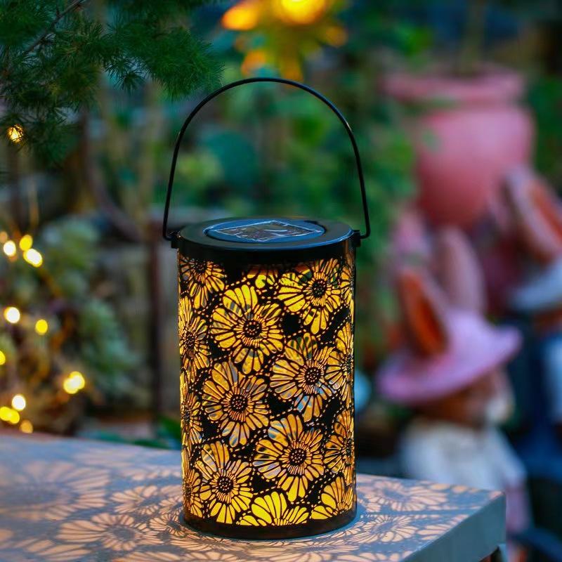 

3D Dynamic Chrysanthemum Hollow Out Metal Outdoor Hanging Light Garden Solar Lantern,Size S A