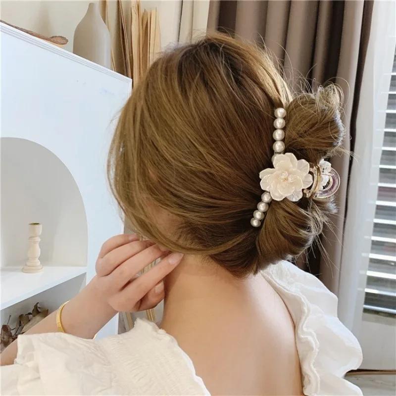 Floral Pearl Hair Clips Claws Korean Clamp Elegant Updo Shark Hair Clips Headwear Girls Women Fashion Hair Accessories Wholesale