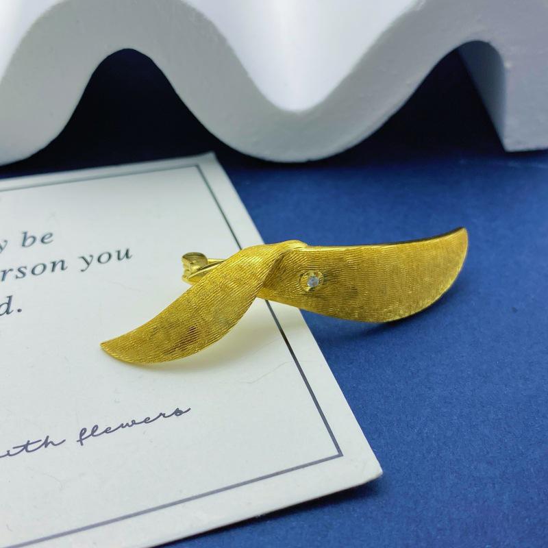 Винтажная Брошь «Падение Кита» 2025 года из Серебра S925, Позолоченная, Матовая Отделка, Элегантный Аксессуар для Деловой Поездки S925 Silver